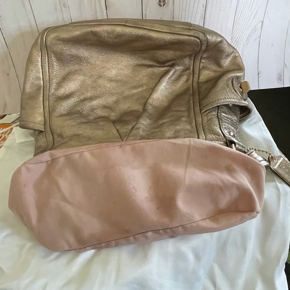 Coach Shoulder Bag - Picture 4 of 6